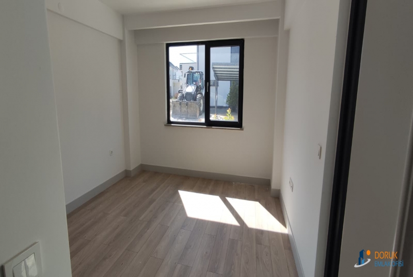 Doruk Emlak Ofisi > DORUK EMLAK OFİSİNDEN LEDAKENT 2. ETAPTA BAHÇE KATI SATILIK 4+1 DAİRE