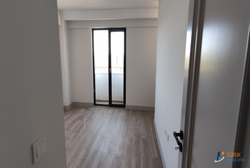 Doruk Emlak Ofisi > DORUK EMLAK OFİSİNDEN LEDAKENT 2. ETAPTA BAHÇE KATI SATILIK 4+1 DAİRE