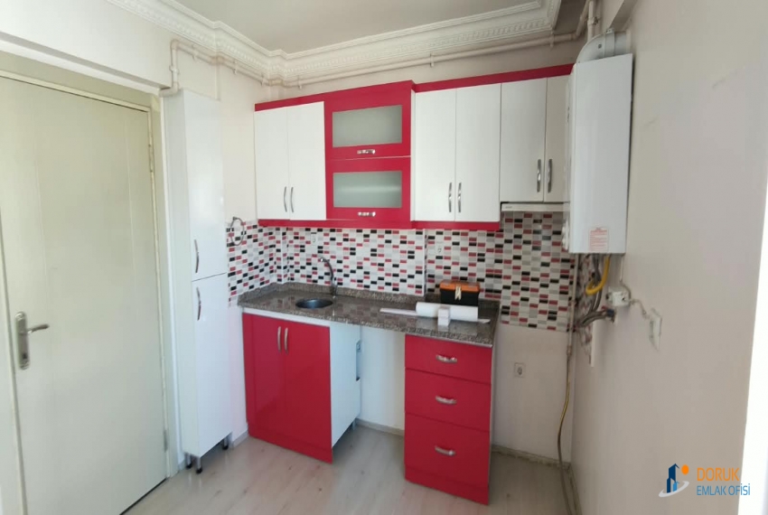 Doruk Emlak Ofisi > DORUK EMLAKTAN OLUKBAŞI SARAÇLAR MAHALLESİ GÜLŞEN APARTMANINDA SATILIK 2+1 DAİRE