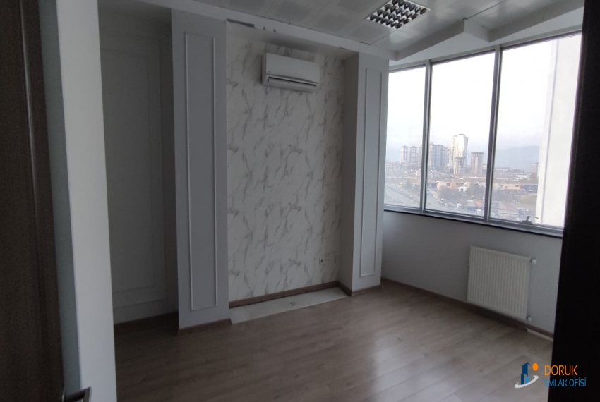 Doruk Emlak Ofisi > DORUK EMLAK OFİSİNDEN HUKUKÇULAR İŞ MERKEZİNDE 4+1 SATILIK OFİS