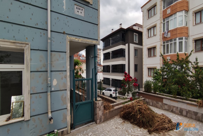 Doruk Emlak Ofisi > DORUK EMLAK OFİSİNDEN CANDAROĞULLARI MAHALLESİ'NDE SATILIK TEK TAPU 2 DAİRE + 1 DUBLEKS BİNA
